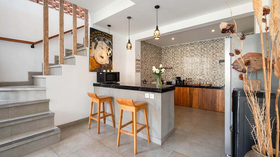 5 Star Villa Ambalika - Seminyak Serenity