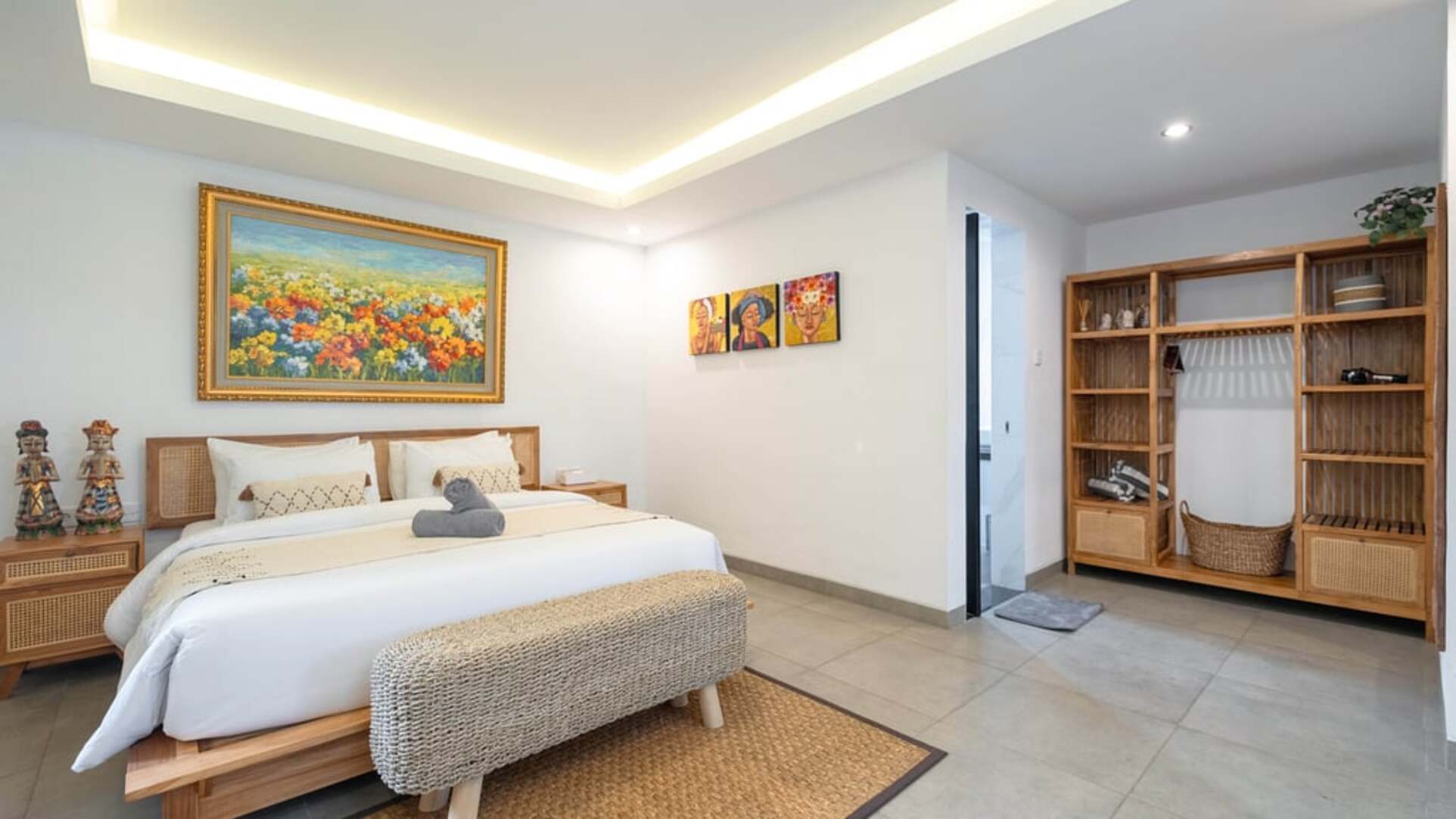 5 Star Villa Ambalika - Seminyak Serenity
