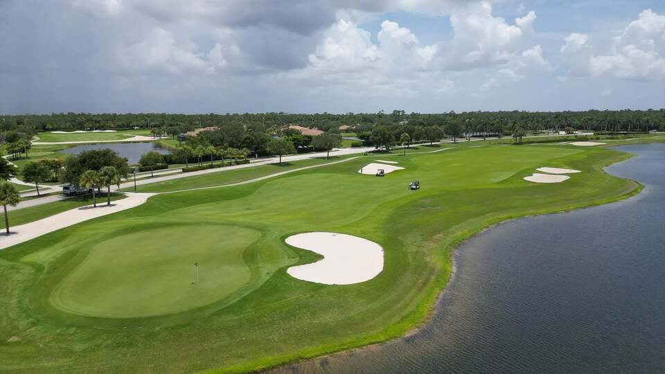 Heritage Landing golf course