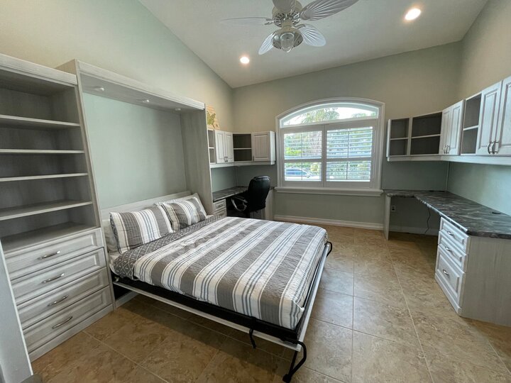 Office with Murphy bed