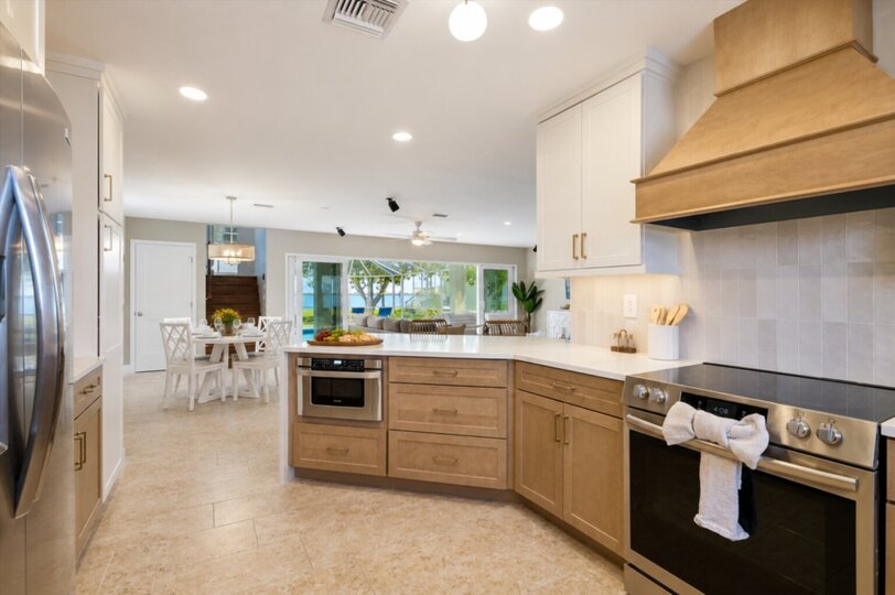 Spacious Family Home in Punta Gorda City, 5945