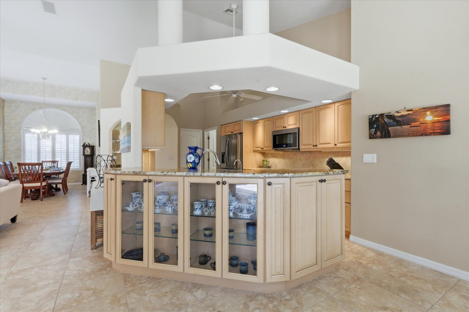 Fully-equipped kitchen