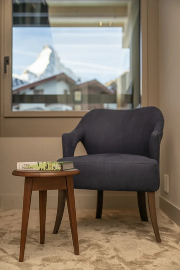 Elegant Mountain Lodge with Private Lift Access