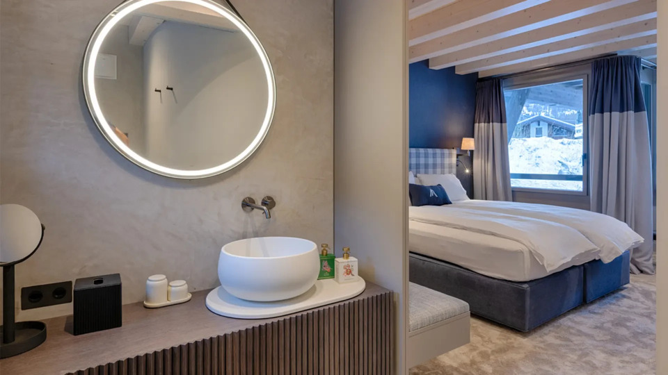 Elegant Mountain Getaway in Wallis